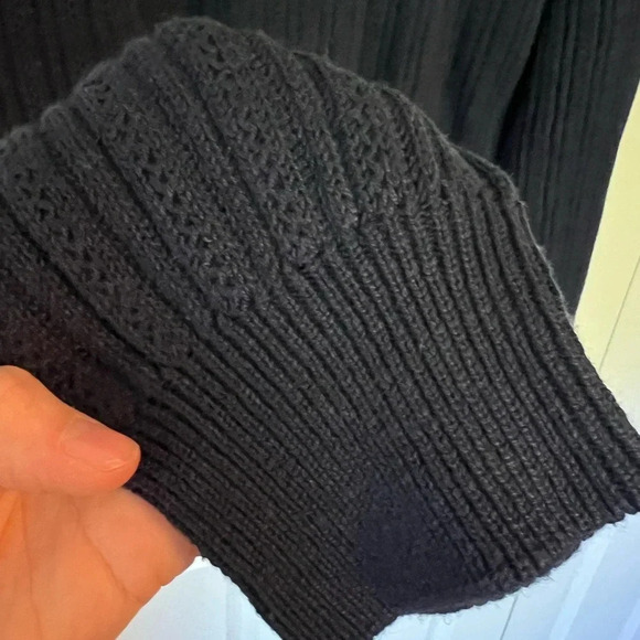 Nautica mens navy blue sweater. Size XL. NWT. Linen and cotton blend. - Picture 4 of 8